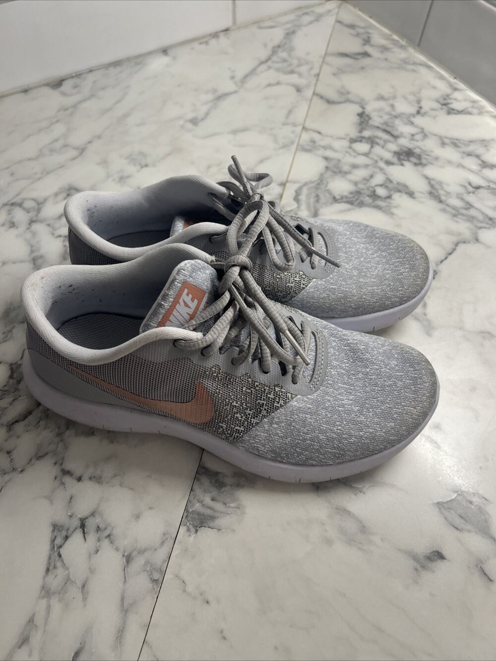Women’s NIKE Flex Contact Running Shoes (908995-006, WMNS Size 6) Grey Rose Gold